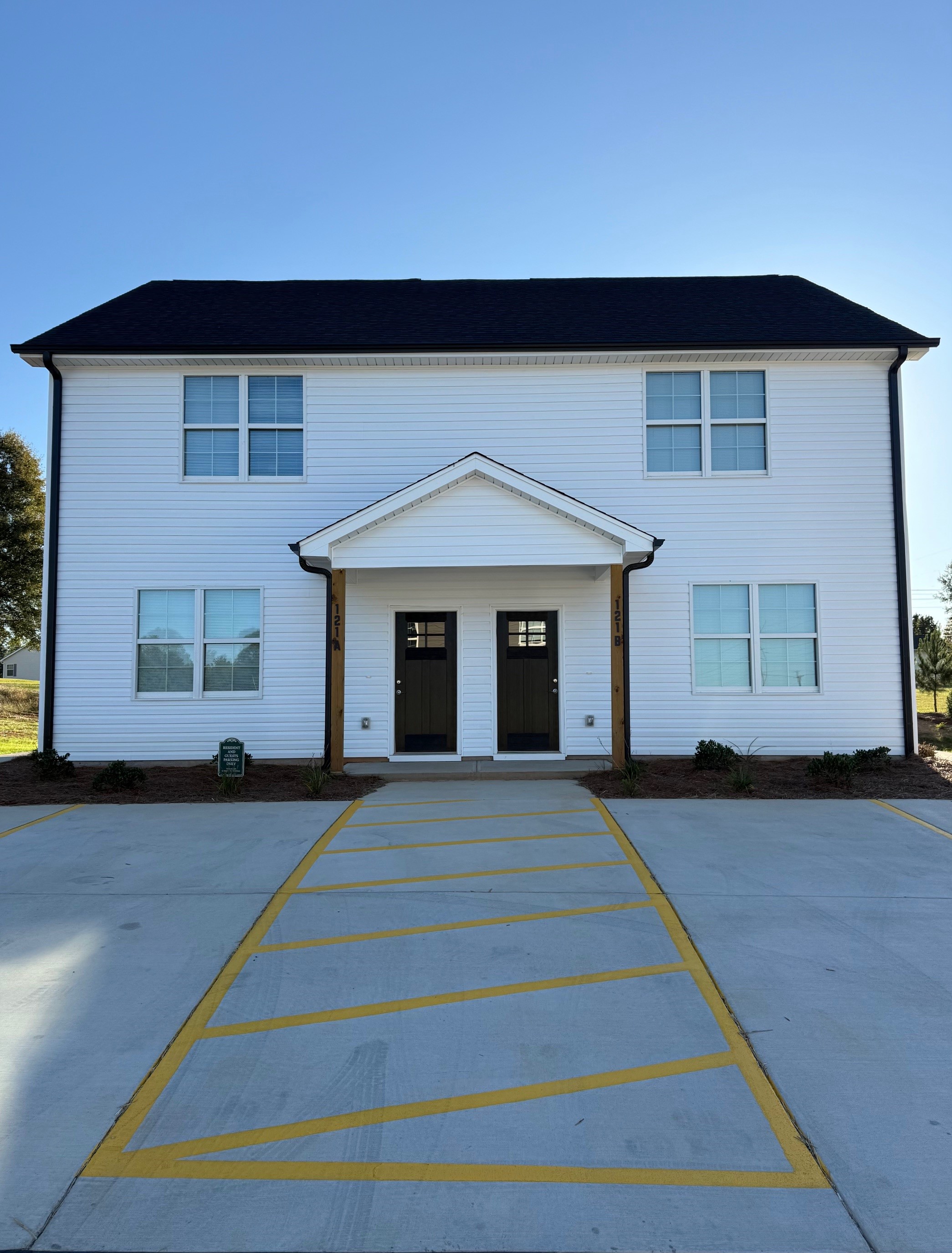 121 Diver Drive Unit B